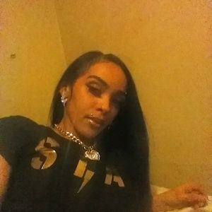 Meet your Posher, Malynnda